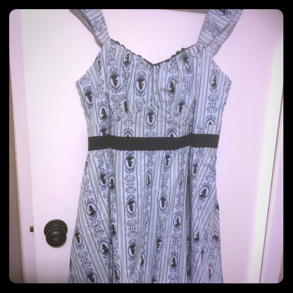 Alice in wonderland dress torrid,